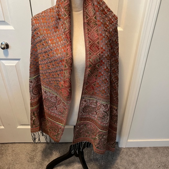 Pashmina viscose scarf - Picture 3 of 7